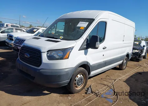 2017 Ford Transit-250 z USA, uszkodzony, nr VIN 1FTYR2CM4HKA82866